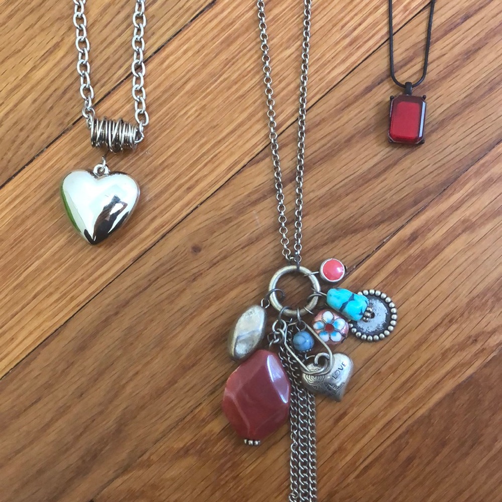 Vintage costume jewelry - 3 pendant necklaces
